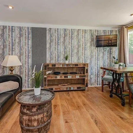 Wockninsee Apartment